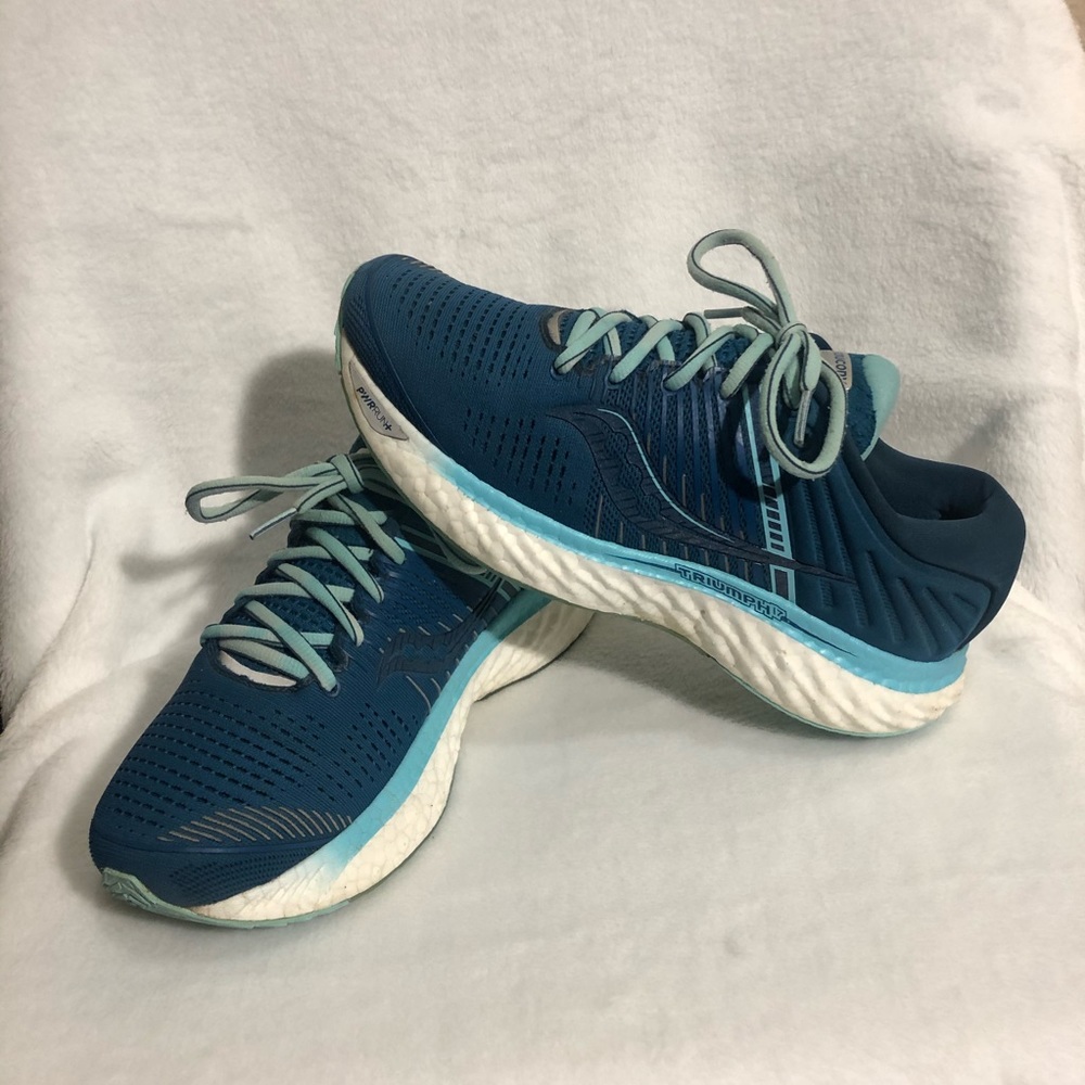 Saucony Triumph 17 Blue Running Shoes Women’s 7.5